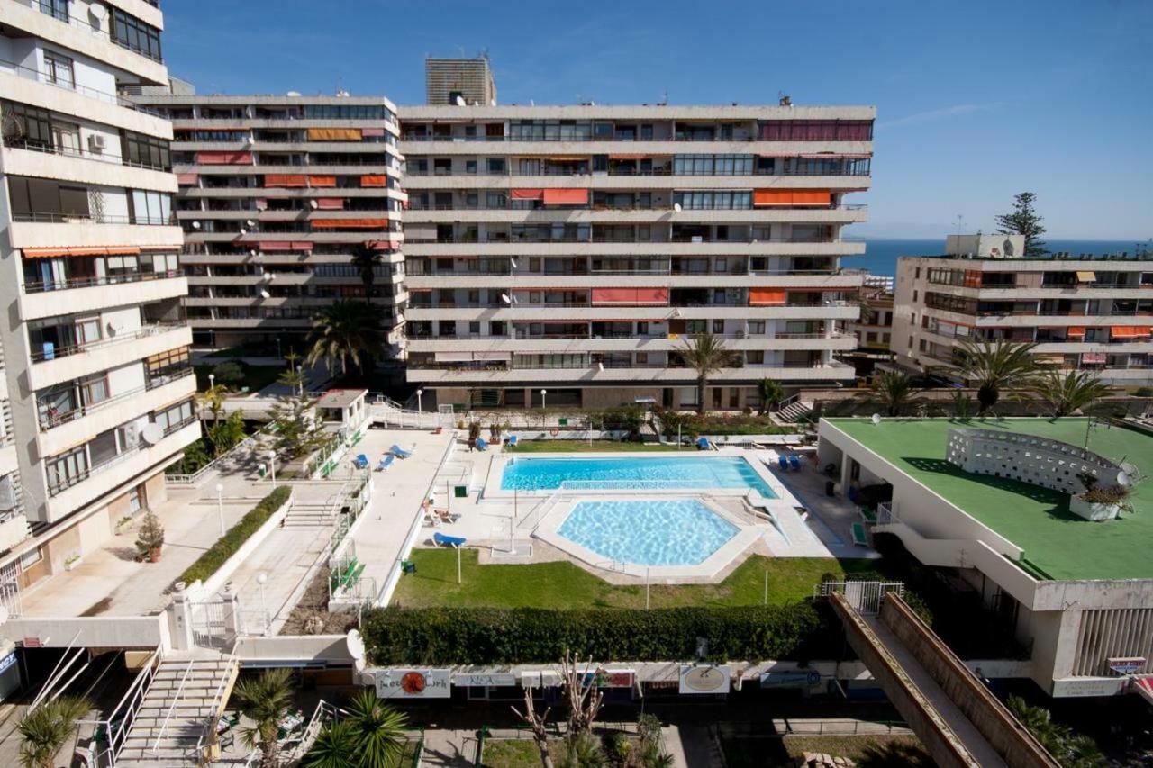 Nogalera 110 City Central 3 Seasonal Pools With Bar Torremolinos Bagian luar foto